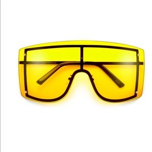 Yell ultimate sun blockers - sunglasses